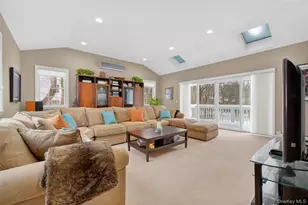 2213 Van Cortlandt Cir, Yorktown Heights, NY 10598 - Photo 14