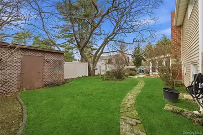 18 Gaylore Drive W, Amityville, NY 11701 - Photo 26