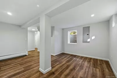 129 Lakeview Drive, Mastic Beach, NY 11951 - Photo 36