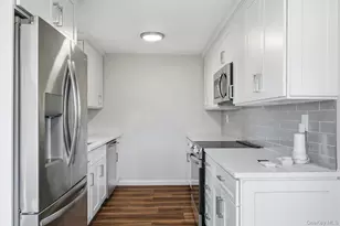 129 Lakeview Dr, Mastic Beach, NY 11951 - Photo 18