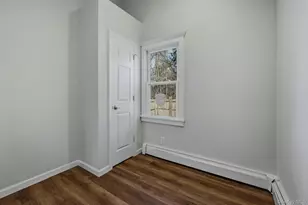 129 Lakeview Dr, Mastic Beach, NY 11951 - Photo 32