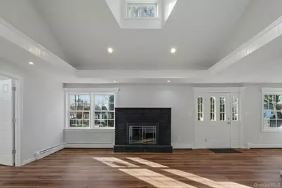 129 Lakeview Drive, Mastic Beach, NY 11951 - Photo 14