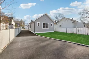 29 Grant Ave, East Rockaway, NY 11518 - Photo 32