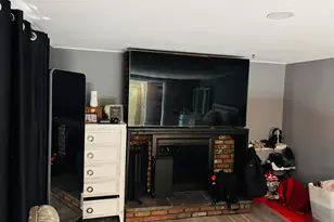 27 Henry Dr, Glen Cove, NY 11542 - Photo 4