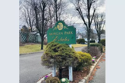 27 Henry Drive, Glen Cove, NY 11542 - Photo 2