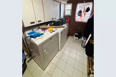 27 Henry Drive, Glen Cove, NY 11542 - Photo 18