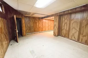 95-32 95th St, Ozone Park, NY 11416 - Photo 18