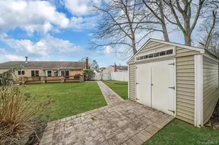 52 San Rafael Ave, Holbrook, NY 11741 - Photo 36