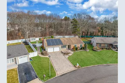 52 San Rafael Avenue, Holbrook, NY 11741 - Photo 6