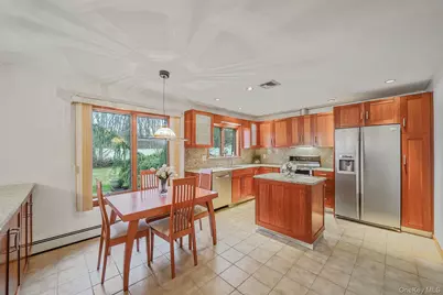 52 San Rafael Avenue, Holbrook, NY 11741 - Photo 16