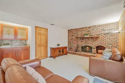 52 San Rafael Avenue, Holbrook, NY 11741 - Photo 12