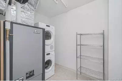 90 Bay Street Landing #8D, New York, NY 10301 - Photo 24