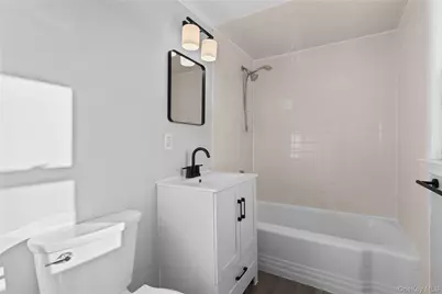 81 N Washington Avenue, White Plains, NY 10603 - Photo 14