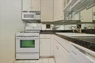 175-20 Wexford Terrace, Jamaica, NY 11432 - Photo 18