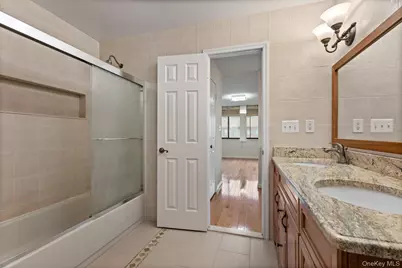 2 Cricket Club Drive, Roslyn, NY 11576 - Photo 18