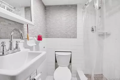 1038 Pierce Avenue, Bronx, NY 10461 - Photo 28