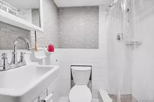 1038 Pierce Ave, Bronx, NY 10461 - Photo 28