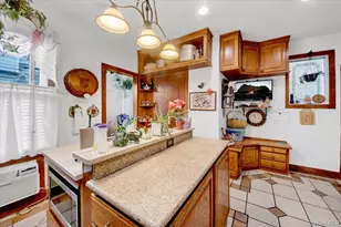 1038 Pierce Ave, Bronx, NY 10461 - Photo 10