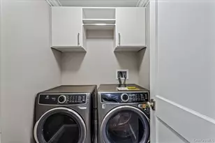 7 Yale St, Garden City, NY 11530 - Photo 32