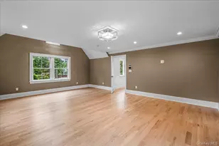 7 Yale St, Garden City, NY 11530 - Photo 22