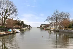 66 Davison Ln E, West Islip, NY 11795 - Photo 2