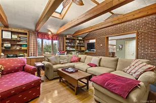 66 Davison Ln E, West Islip, NY 11795 - Photo 8