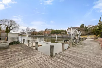 66 Davison Lane E, West Islip, NY 11795 - Photo 20