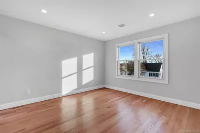 124 McKinley Avenue, North Bellmore, NY 11710 - Photo 26