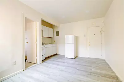 51 Georgia #10, Long Beach, NY 11561 - Photo 4