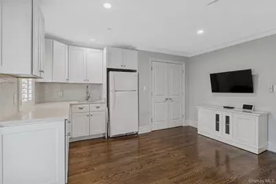 87 Arizona Avenue, Long Beach, NY 11561 - Photo 24