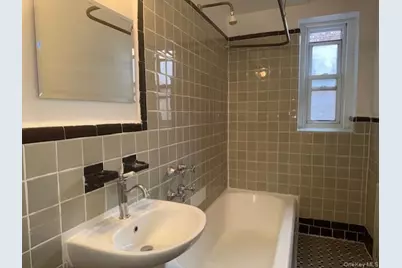 114-20 Queens Boulevard #E 8, Forest Hills, NY 11375 - Photo 10