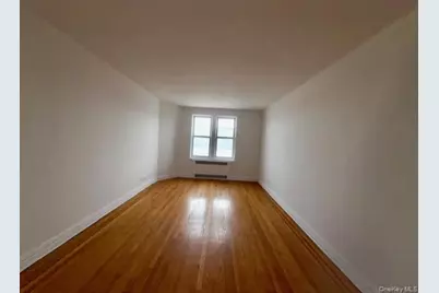 114-20 Queens Boulevard #E 8, Forest Hills, NY 11375 - Photo 4