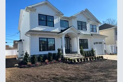 348 Fairway Drive, Franklin Square, NY 11010 - Photo 8