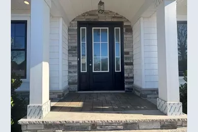 348 Fairway Drive, Franklin Square, NY 11010 - Photo 4