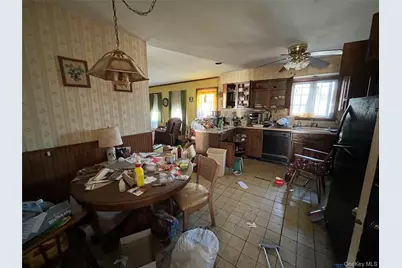 5 Louis Place, Nesconset, NY 11767 - Photo 4