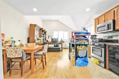 84-39 60th Dr, Middle Village, NY 11379 - Photo 30