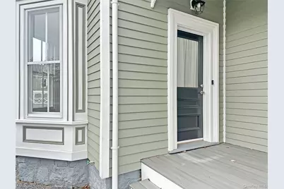 611 Main Street #B, Greenport, NY 11944 - Photo 2