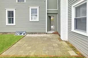 611 Main St, Greenport, NY 11944 - Photo 12