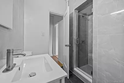 3810 Greystone Avenue #305, Bronx, NY 10463 - Photo 6