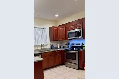 120 E 6th Road, Broad Channel, NY 11693 - Photo 4