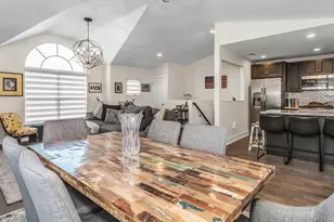 710 Breton Wy, Glen Cove, NY 11542 - Photo 8