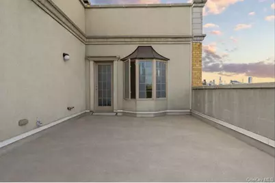 143 Classon Avenue #4A, Brooklyn, NY 11205 - Photo 2