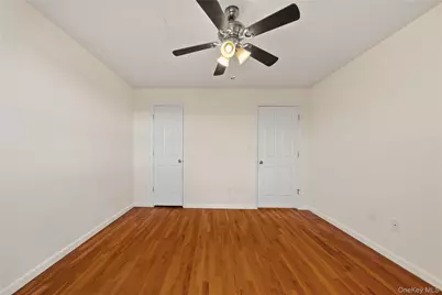 10 Pennyfield Ave Avenue #5C, Bronx, NY 10465 - Photo 16