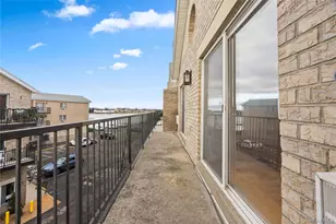 10 Pennyfield Ave Ave, Bronx, NY 10465 - Photo 22