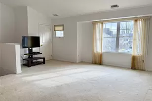 6 Morley Cir, Melville, NY 11747 - Photo 4