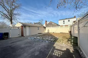 55 Keller St, Valley Stream, NY 11580 - Photo 22