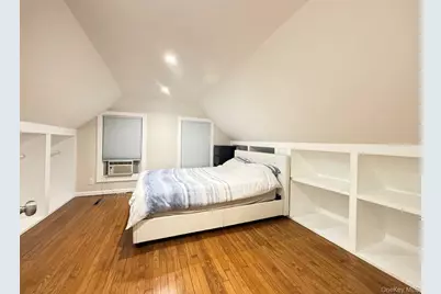 55 Keller Street, Valley Stream, NY 11580 - Photo 16