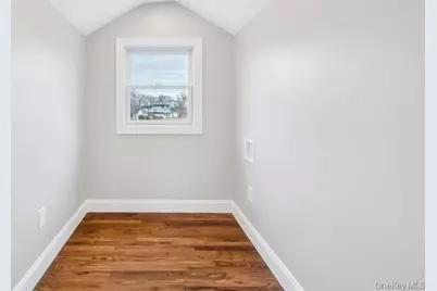 92 Sunset Road, Bay Shore, NY 11706 - Photo 38