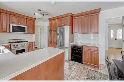 40 Cragmere Oval, New City, NY 10956 - Photo 6