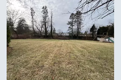 15 Wildwood Drive, Dix Hills, NY 11746 - Photo 4